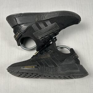Adidas Originals NMD_R1 V2 Men’s Size 6 Black Running Shoes Gym Sneakers HP3251